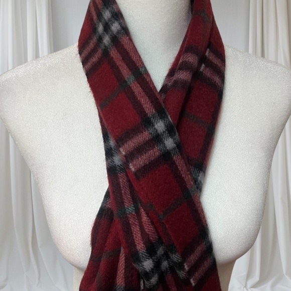 Burberry Dark Red Check 100% Cashmere Scarf Size 12" X 54" - Picture 3 of 4